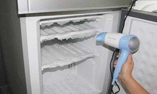 冰箱化霜后怎么办,冰箱化霜多久才可以通电 