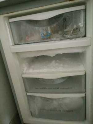 海尔冰箱为什么老结冰,海尔冰箱结冰严重是故障吗 