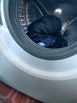 洗衣机为什么漏水了怎么回事 洗衣机为什么漏水了