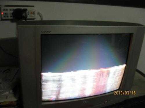 电视机画面抖动是因为什么_电视屏幕抖动解决方法