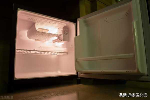 冰箱机身发热为什么（冰箱机身发热为什么会响）