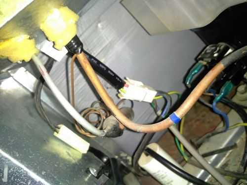 冰箱温控器插头怎么插_冰箱温控怎么插线