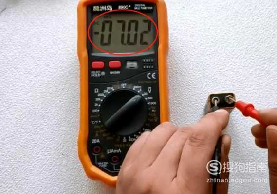 怎么用万用表测量电池电量-怎么用万用表测电池电量