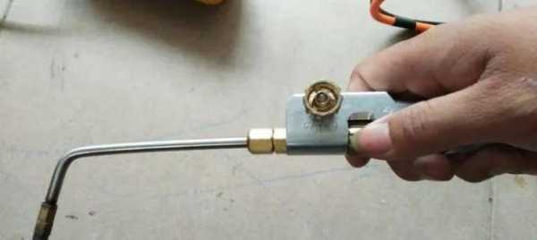  空调气焊为什么会放炮「空调气焊的使用方法」